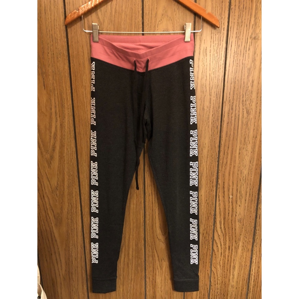 NWOT VS Pink leggings